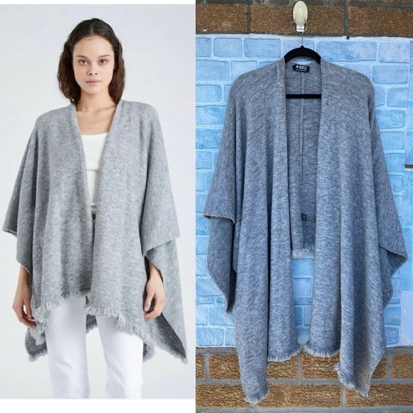 Beryll Women's Fringed Cashmere Cape Sweater OS - Picture 1 of 10